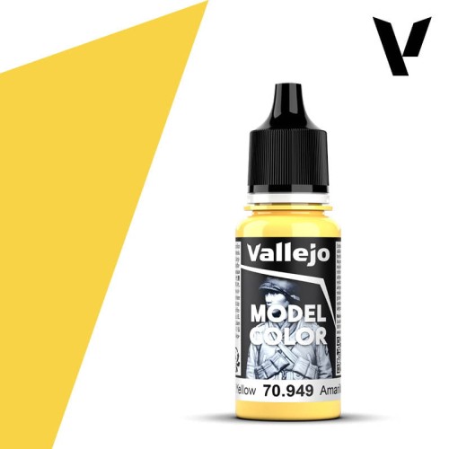 Vallejo Model Color Light Yellow (024) 70.949 18 ml